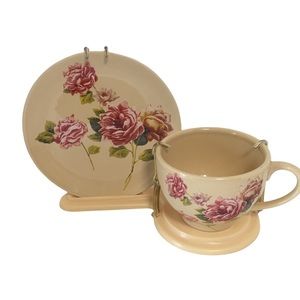 Vtg 80’s Retro whimsical Teleflora Roses Teacup Saucer & Stand shabby ch…